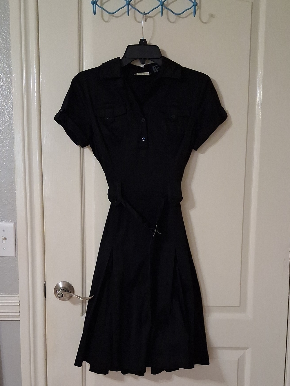 Black Short-Sleeve Midi Shirt Dress with Waist Tie
